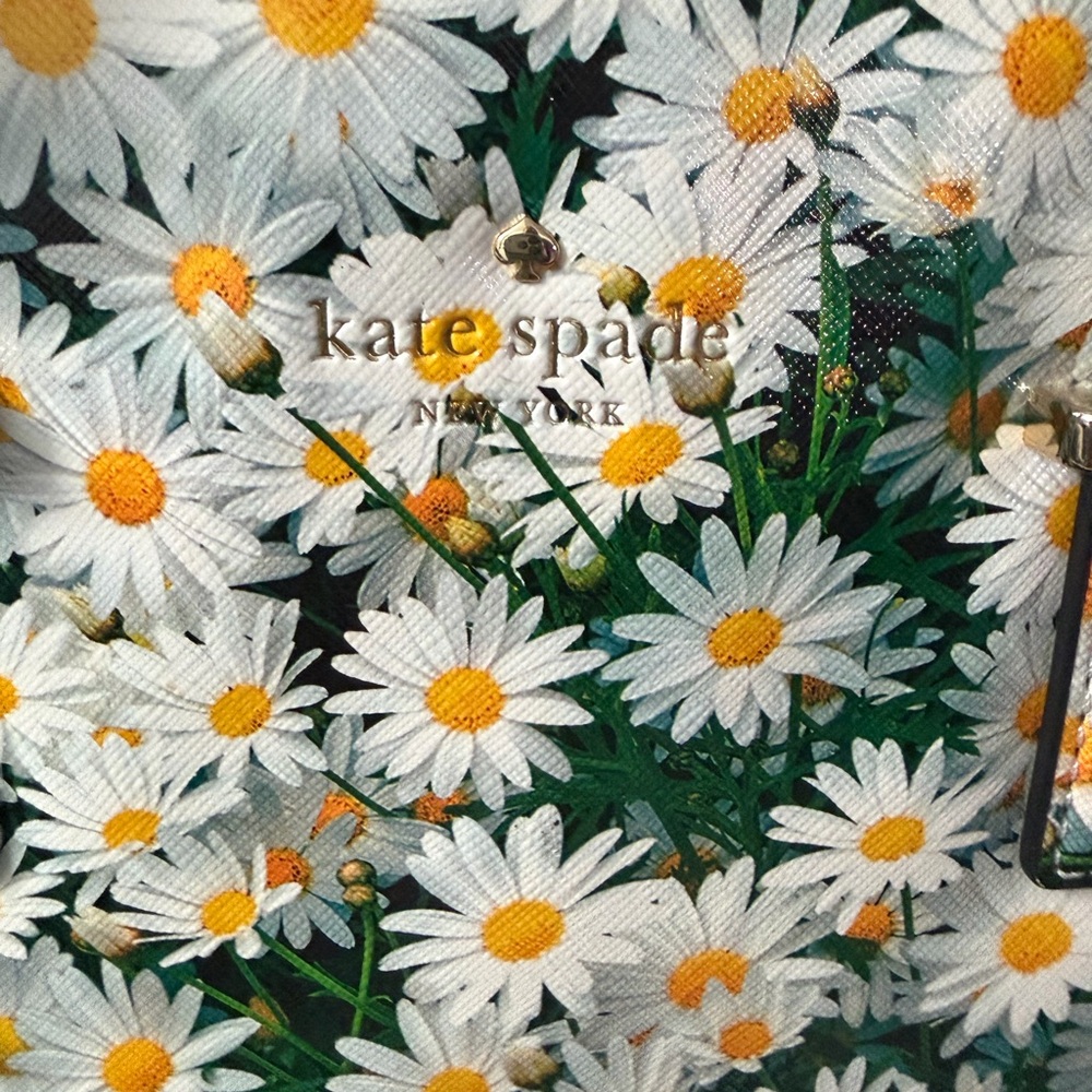 Kate Spade New York Cedar Street Daisy Maise satchel bag. - Picture 7 of 15